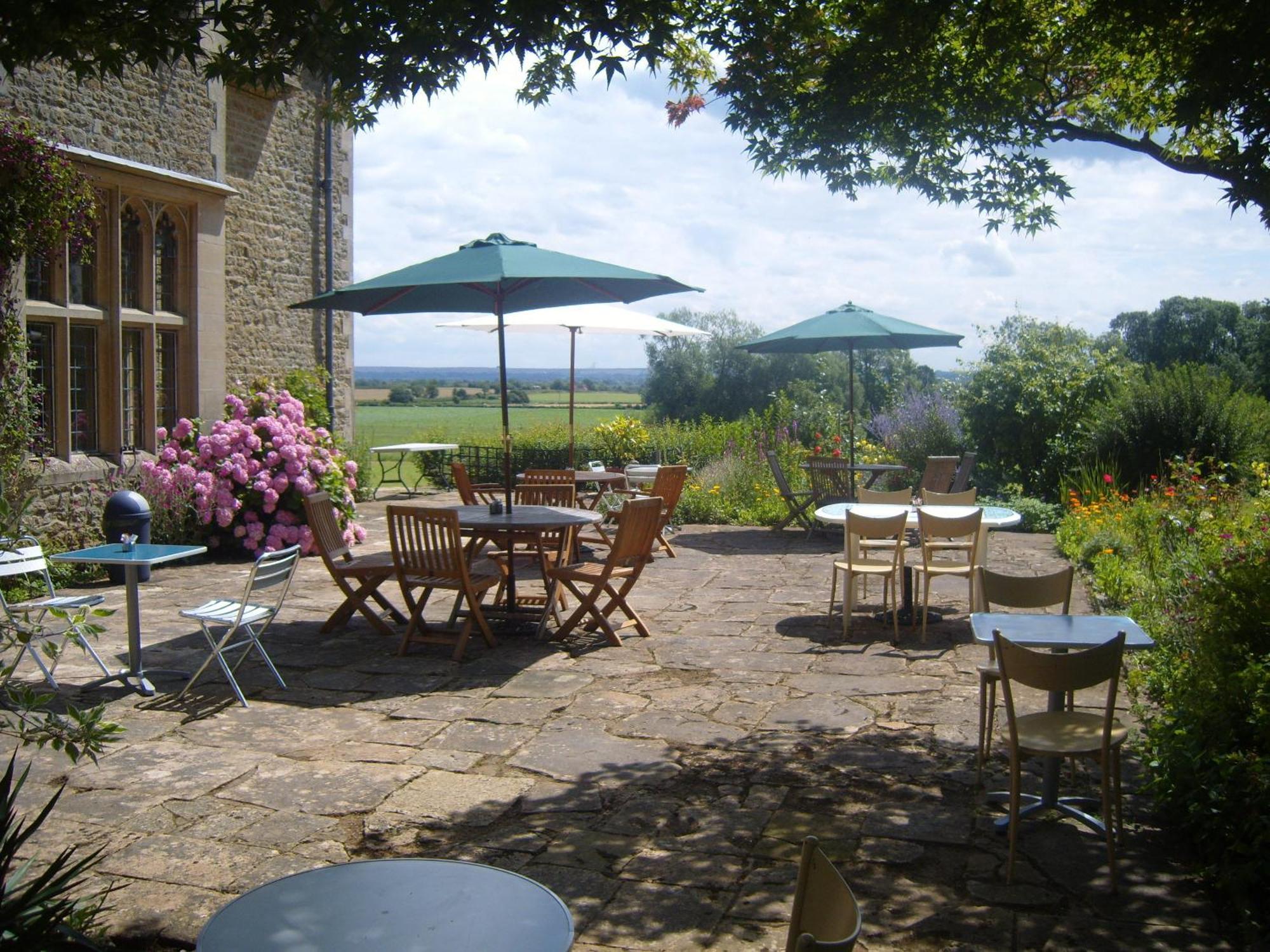 Cleeve House Bed & Breakfast Melksham Exterior photo
